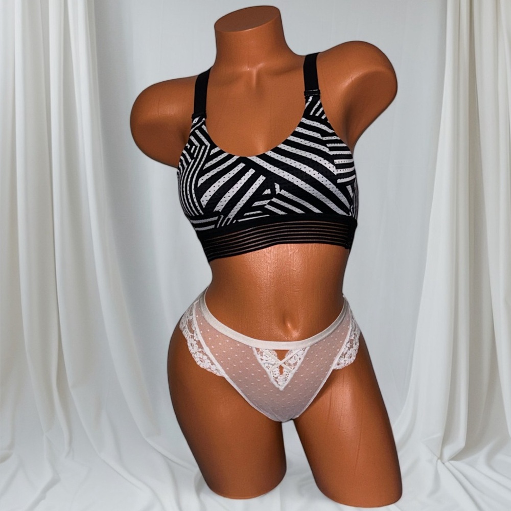Stripe Sport Bra